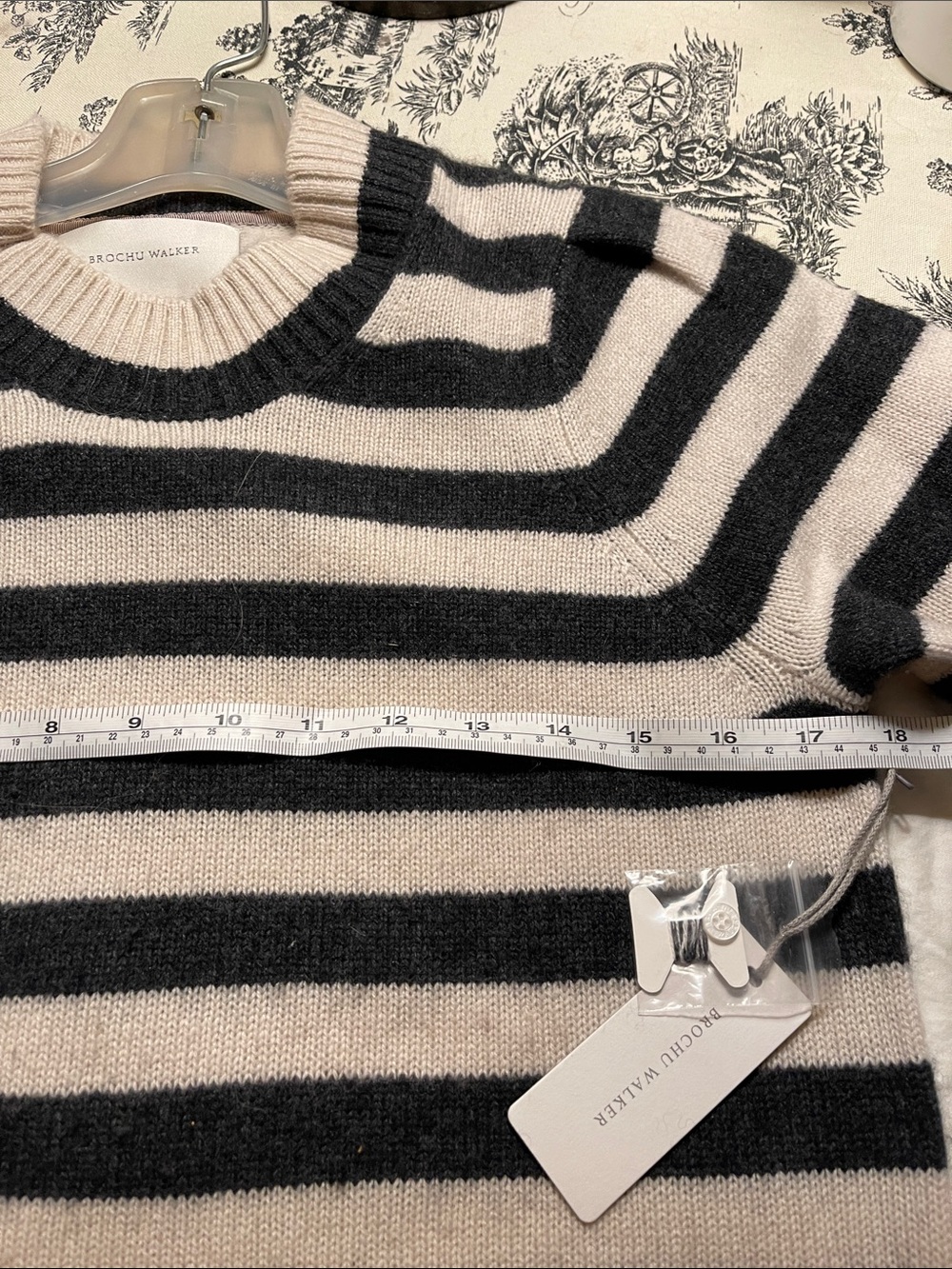 New with tags Brochu Walker cashmere and wool sweater - Picture 7 of 10